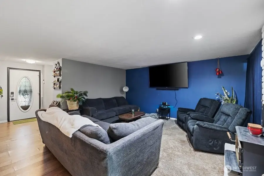 1607 W 46th Avenue, Kennewick, WA 99337 - #2