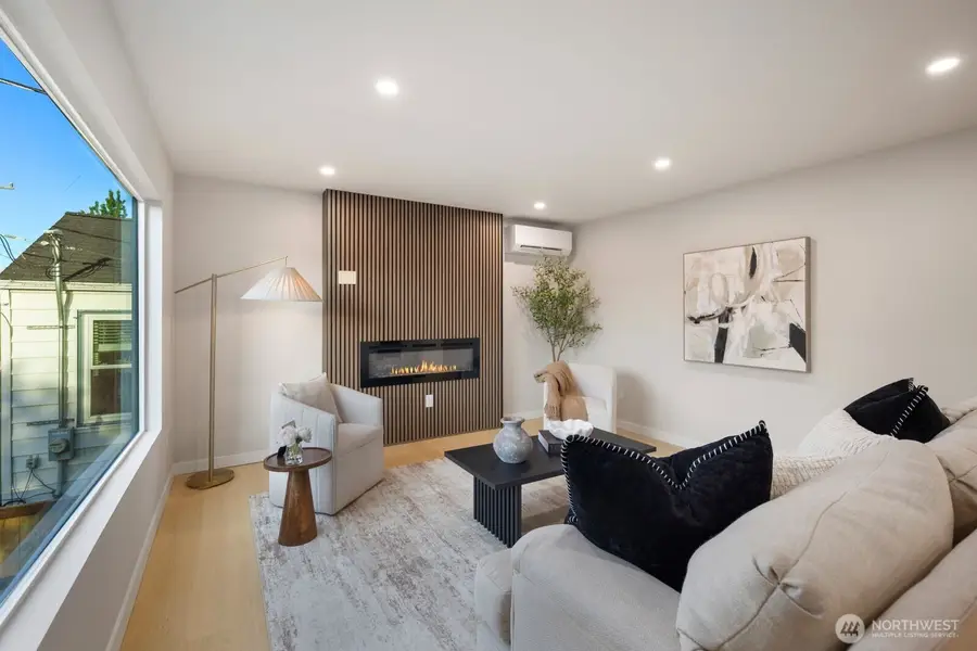 3209 NE 98th Street, Seattle, WA 98115 - #2