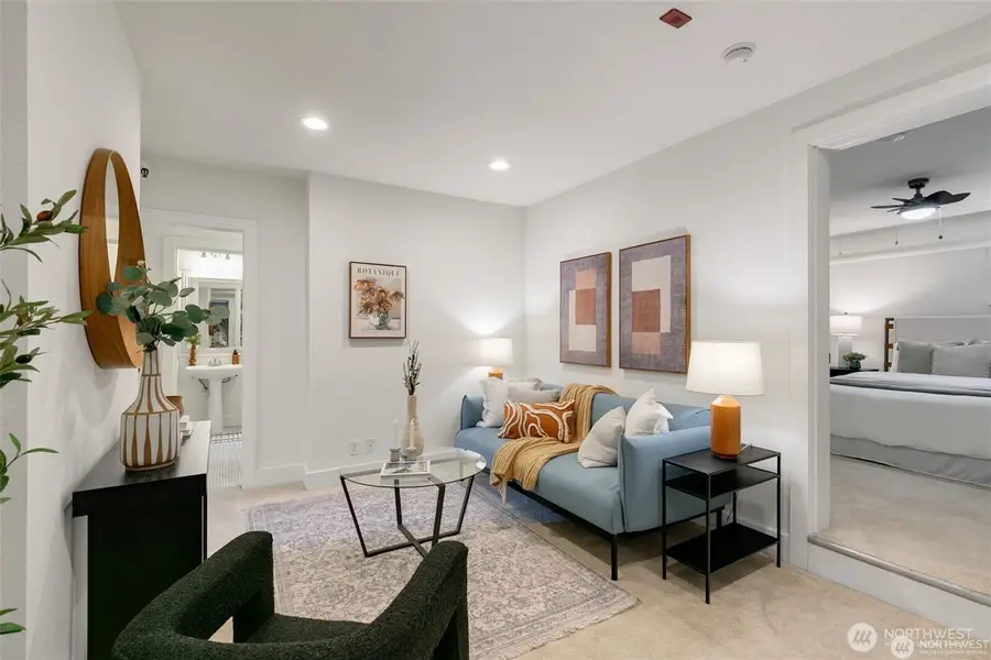 117 John Street #9, Seattle, WA 98109 - #2