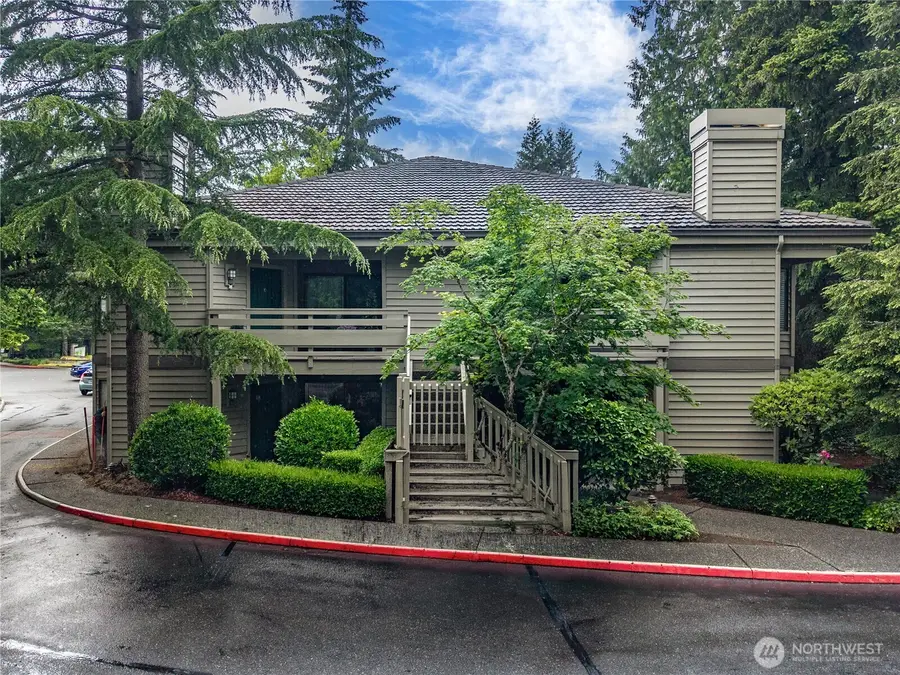 1300 Bellevue Way Ne #2, Bellevue, WA 98004 - #2