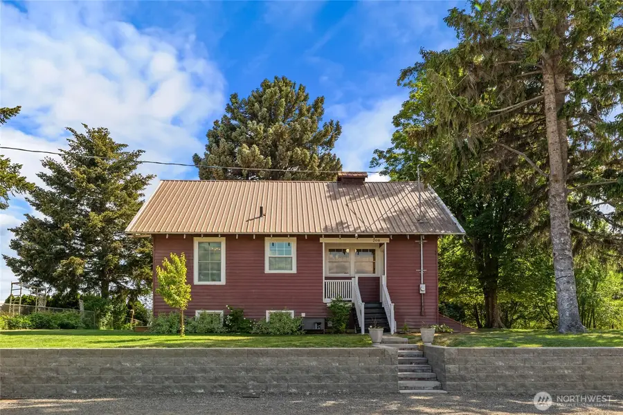 208 Railroad Avenue, Kittitas, WA 98934 - #2