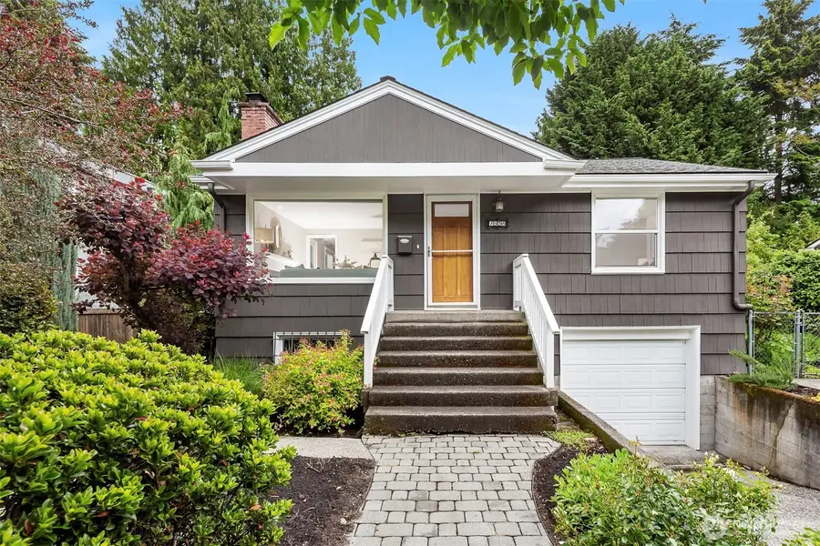 7538 23rd Avenue Ne, Seattle, WA 98115 - #2