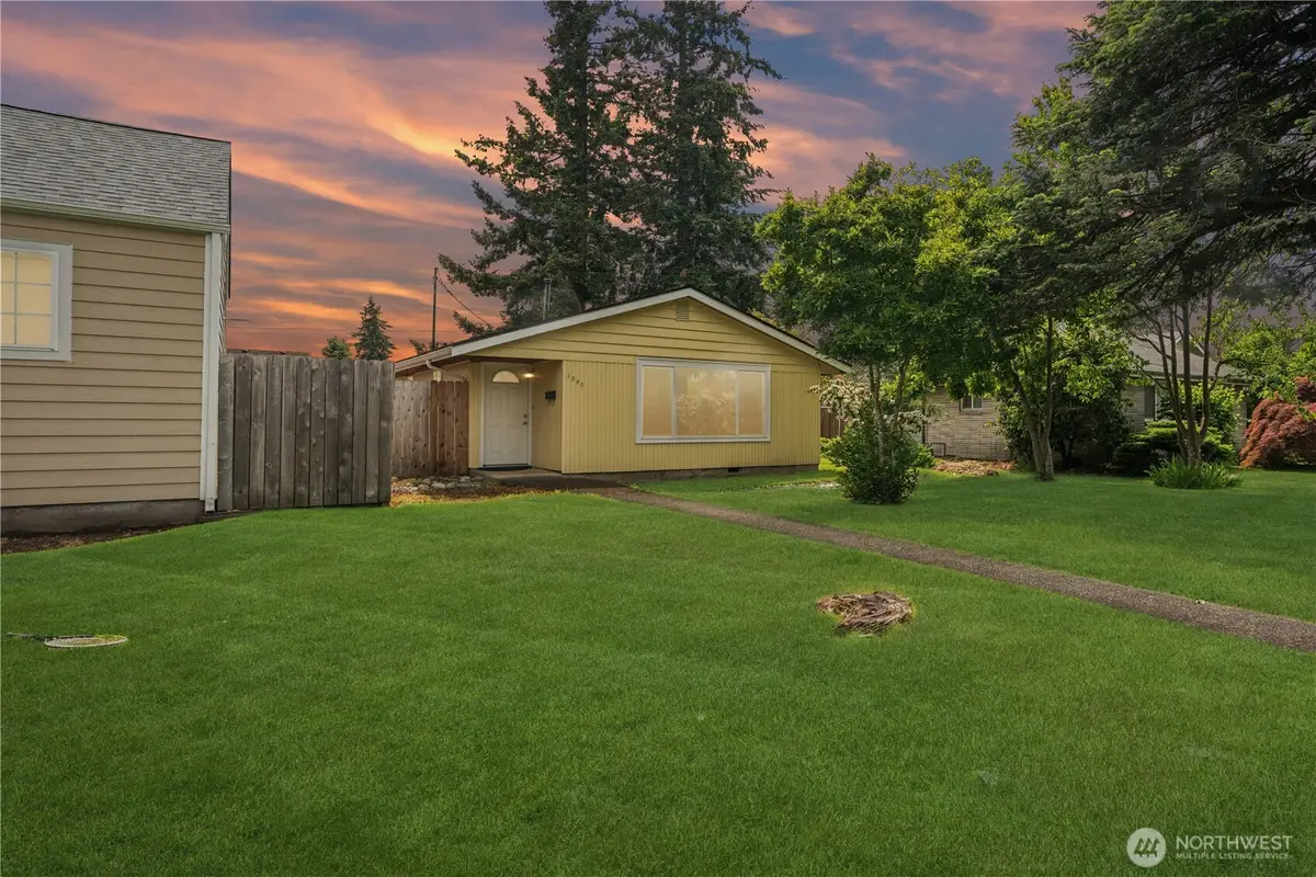 1940 Wilson Avenue, Enumclaw, WA 98022 - #1