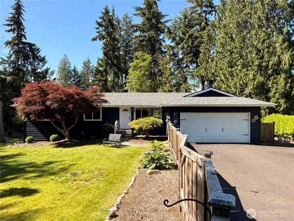 16603 35th Street Ct E, Lake Tapps, WA 98391