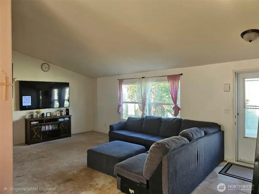 201 W Oakview Avenue #8, Centralia, WA 98531 - #2