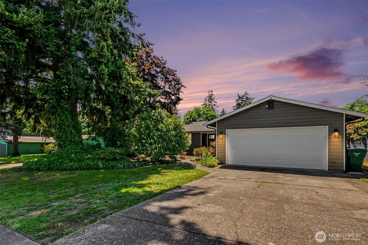 28605 30th Avenue S, Federal Way, WA 98003 - #1