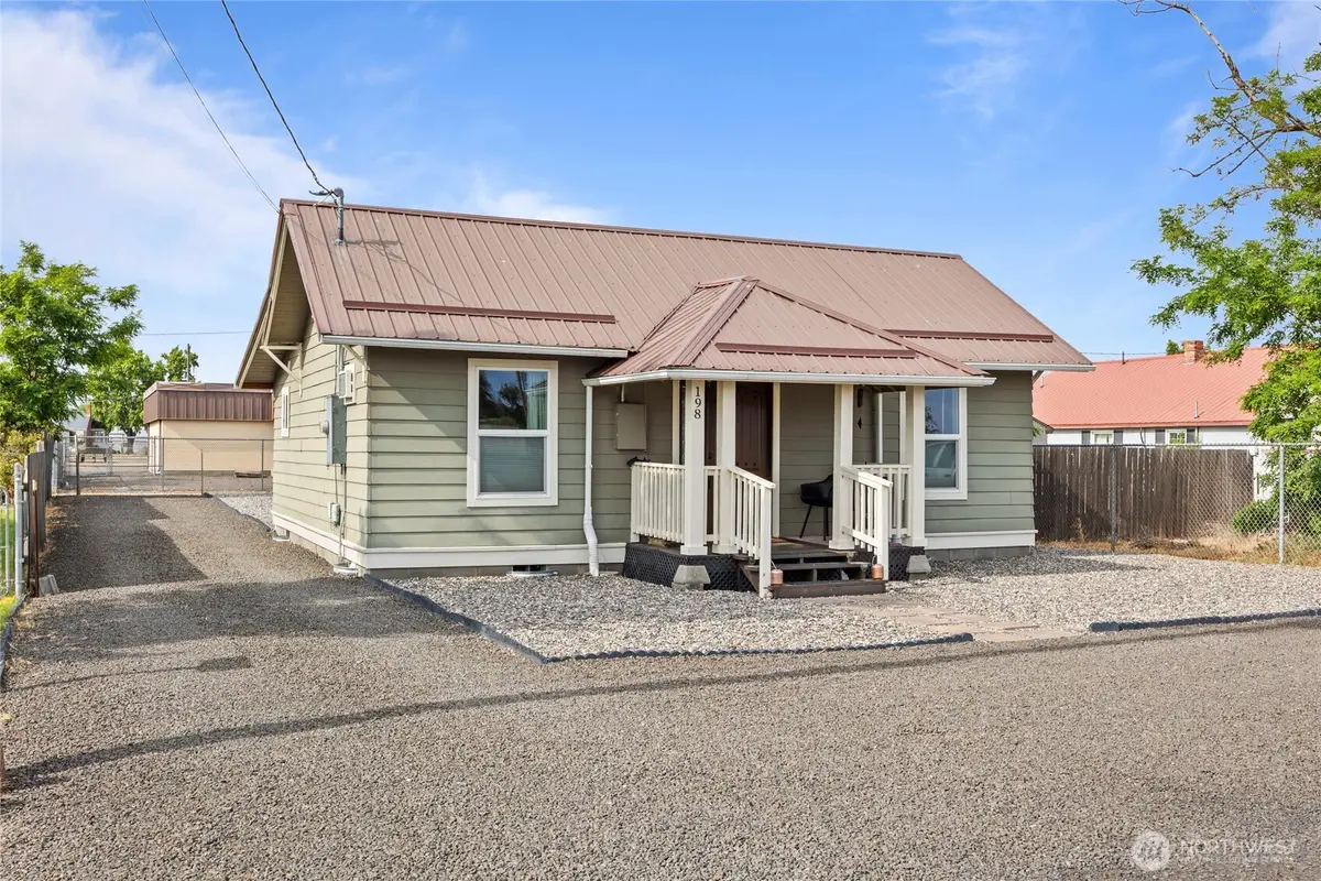 198 3rd Street, Touchet, WA 99360 - #1
