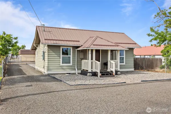 198 3rd Street, Touchet, WA 99360