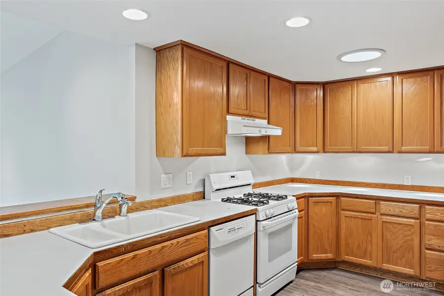 4404 230th Place Sw, Mountlake Terrace, WA 98043 - #3