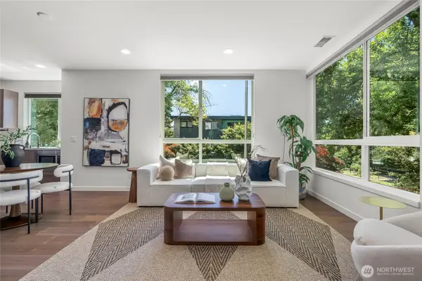 110 22nd Avenue S, Seattle, WA 98144