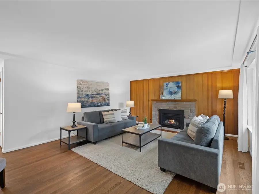 1826 N 199th Street, Shoreline, WA 98133 - #3