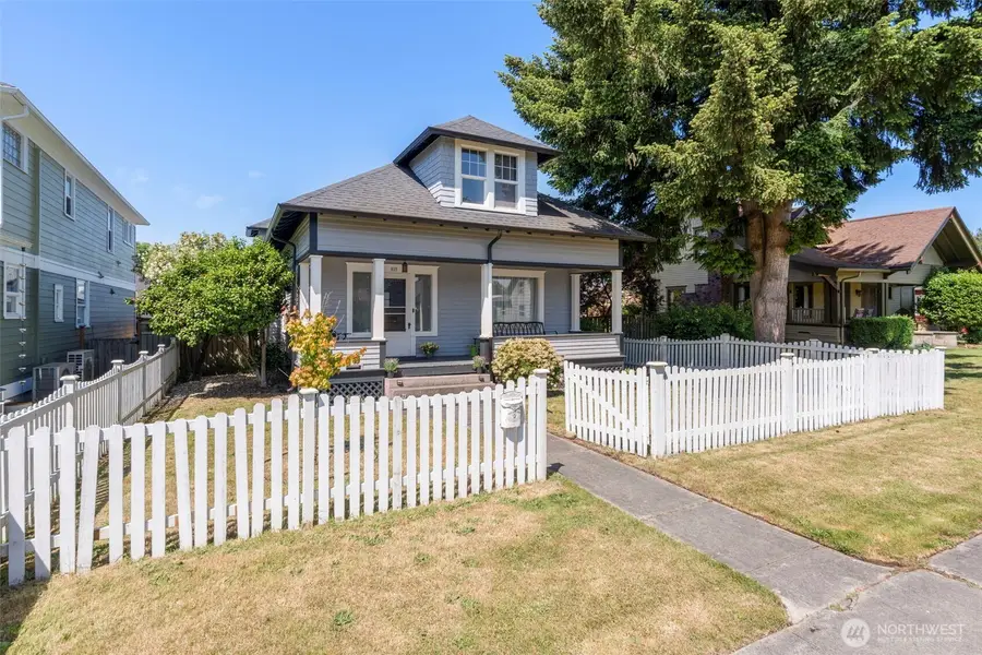 805 F Street, Centralia, WA 98531 - #3