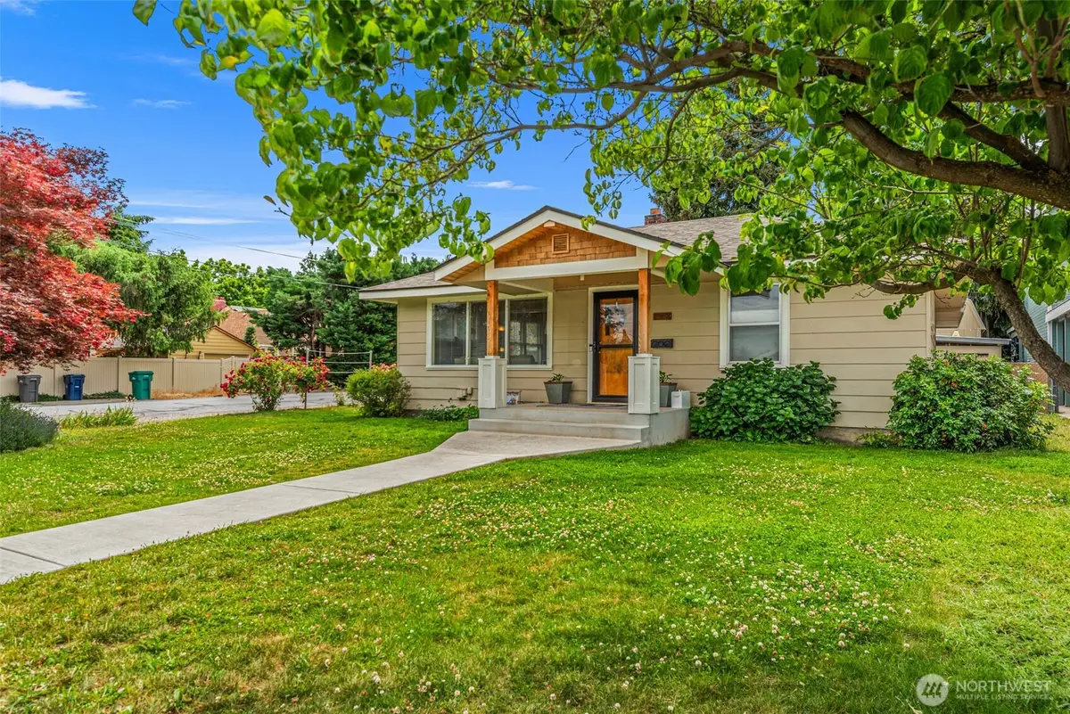 1103 Jefferson Street, Wenatchee, WA 98801 - #1