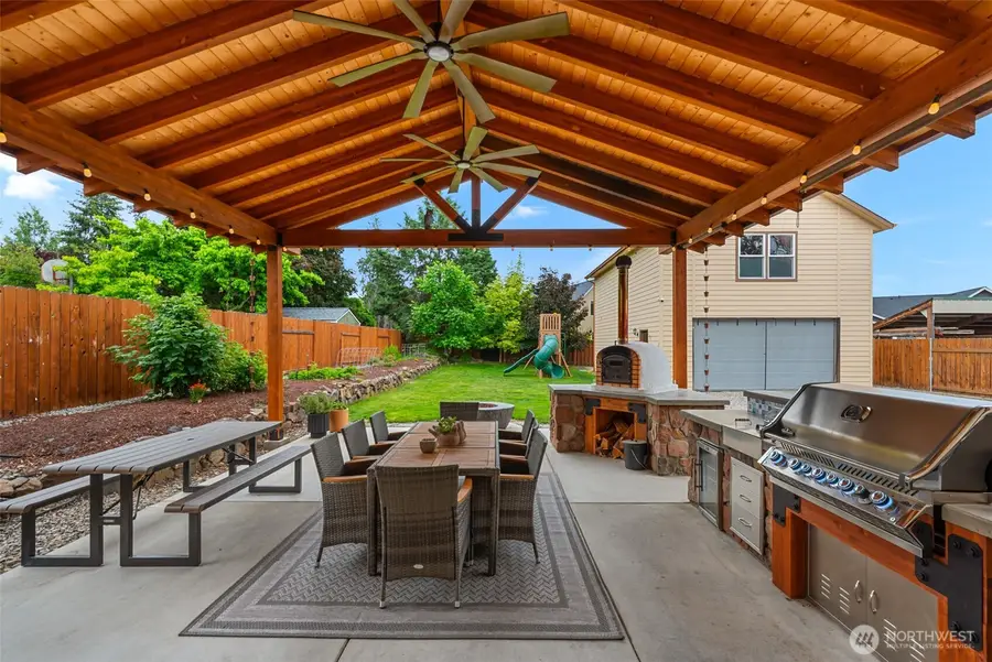 104 35th Street Nw, East Wenatchee, WA 98802 - #2