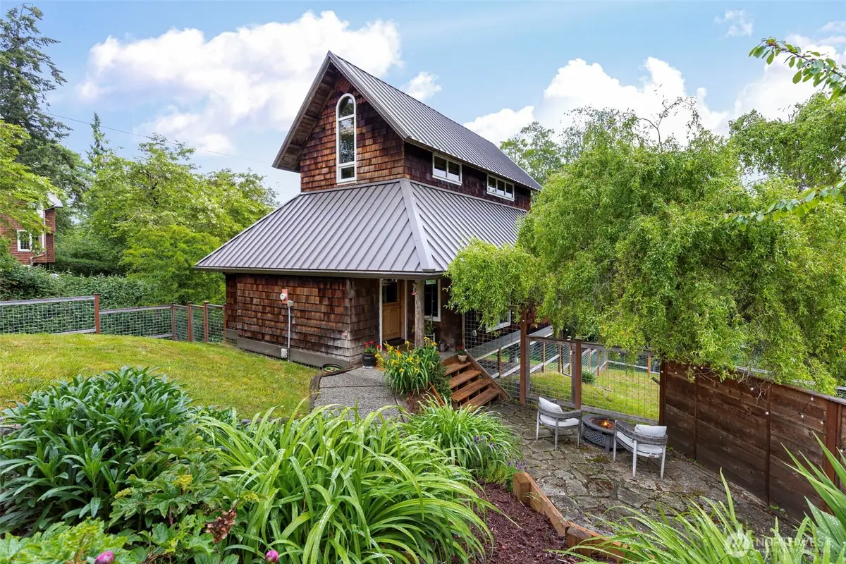 4710 New Sweden Avenue Ne, Bainbridge Island, WA 98110 - #1