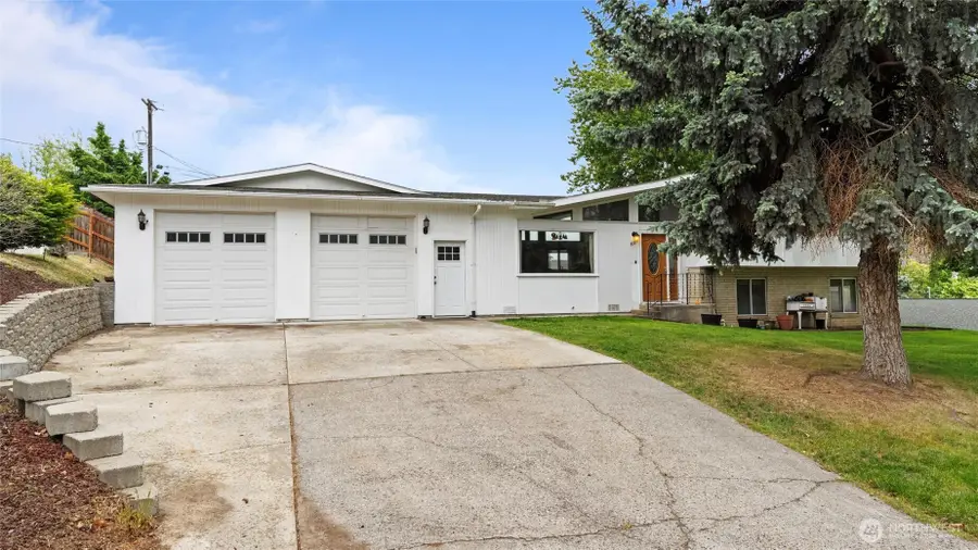 810 E Spring, Dayton, WA 99328 - #3