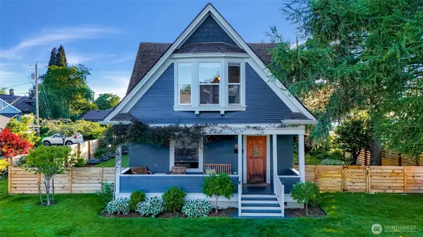 2429 Spruce St, Bellingham, WA 98225