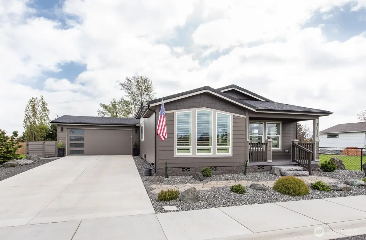 1018 N Violet Avenue, Sequim, WA 98382 - #1