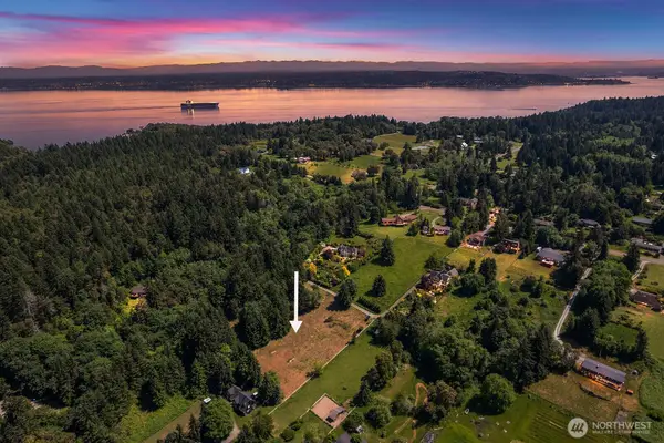 9438 SW 266th Lane, Vashon, WA 98070