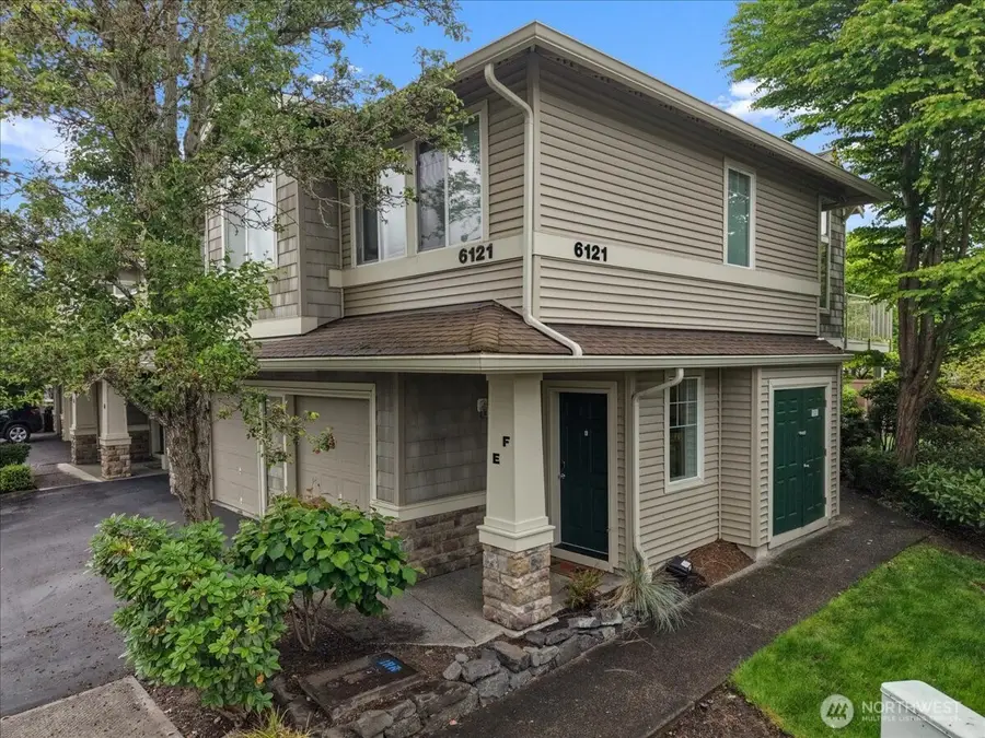 6121 Hazel Avenue Se #E, Auburn, WA 98092 - #2