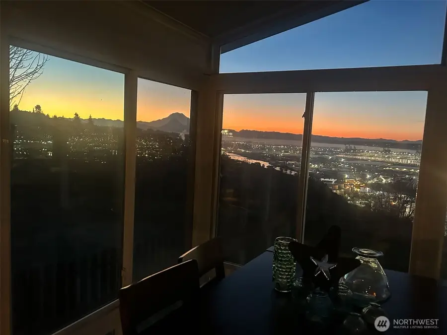 4402 30th Street Ne, Tacoma, WA 98422 - #3