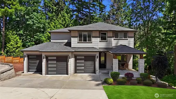 12048 SE May Creek Park Drive, Newcastle, WA 98056
