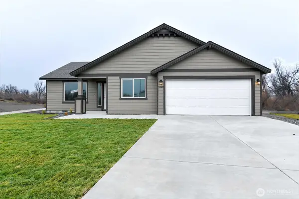 326 N Sandy Loop, Moses Lake, WA 98837