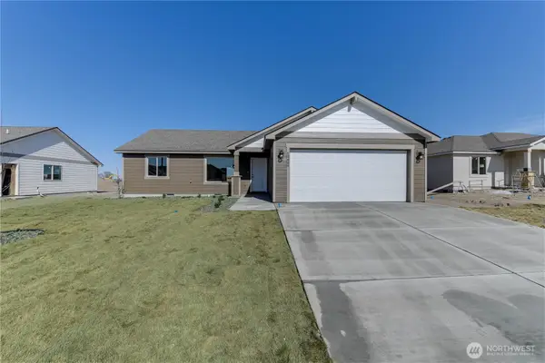 330 N Sandy Loop, Moses Lake, WA 98837