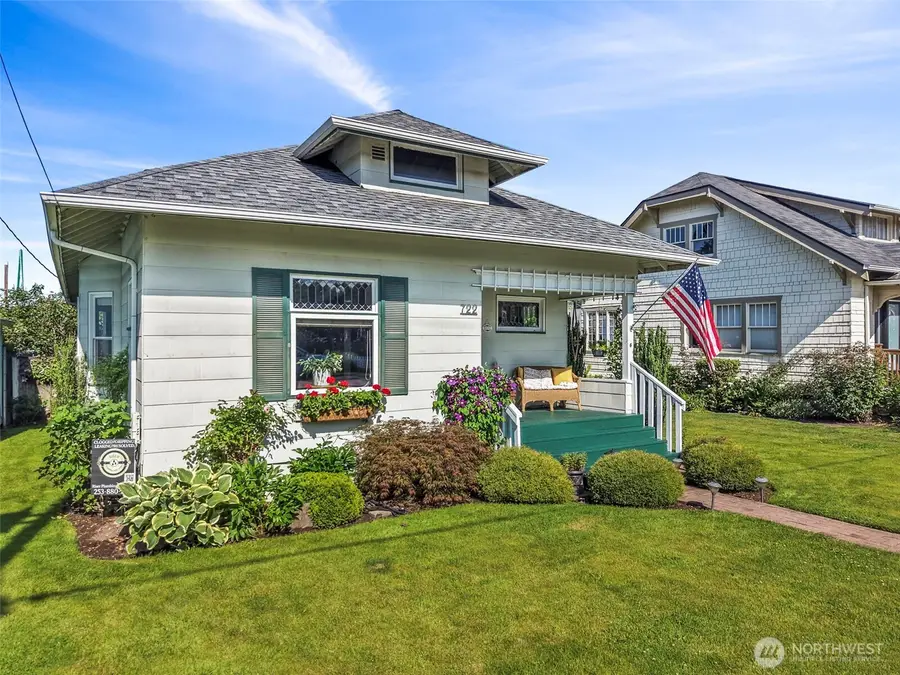 722 Alder Avenue, Sumner, WA 98390 - #2