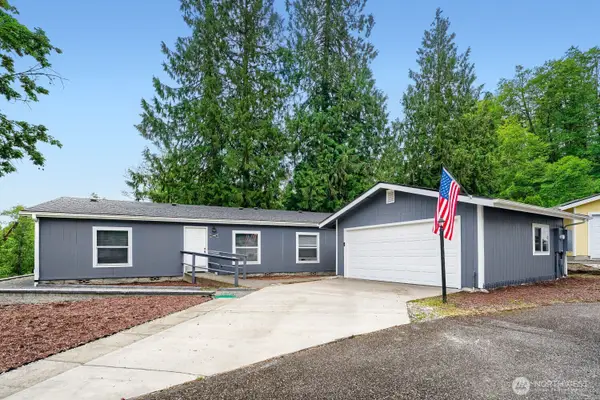 23807 67th Street E, Buckley, WA 98321