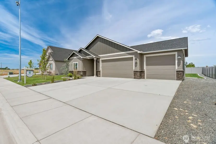 231 Schrute Road, Prosser, WA 99350 - #2
