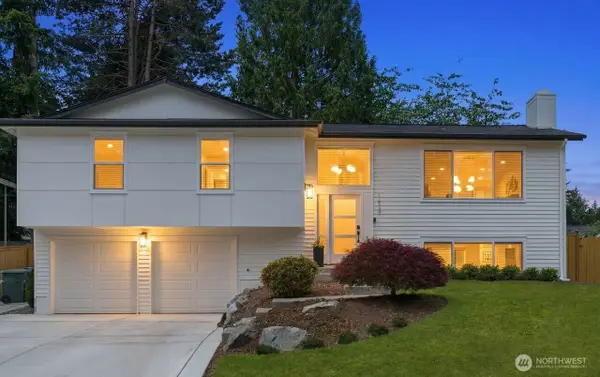 1529 172nd Place Ne, Bellevue, WA 98008