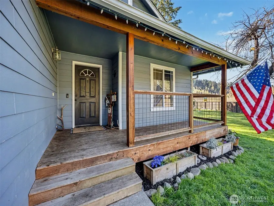 645 Orville Road E, Eatonville, WA 98328 - #3