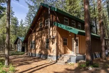 115 Lost River Road, Mazama, WA 98833