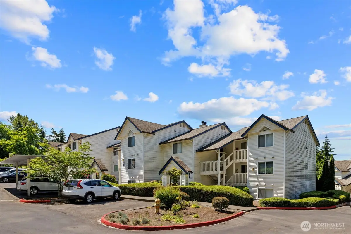 1900 NE 48th Street #E205, Renton, WA 98056 - #1
