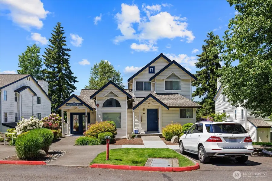 1900 NE 48th Street #E205, Renton, WA 98056 - #2