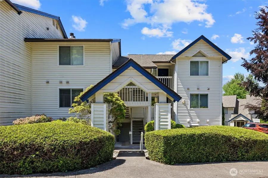 1900 NE 48th Street #E205, Renton, WA 98056 - #3