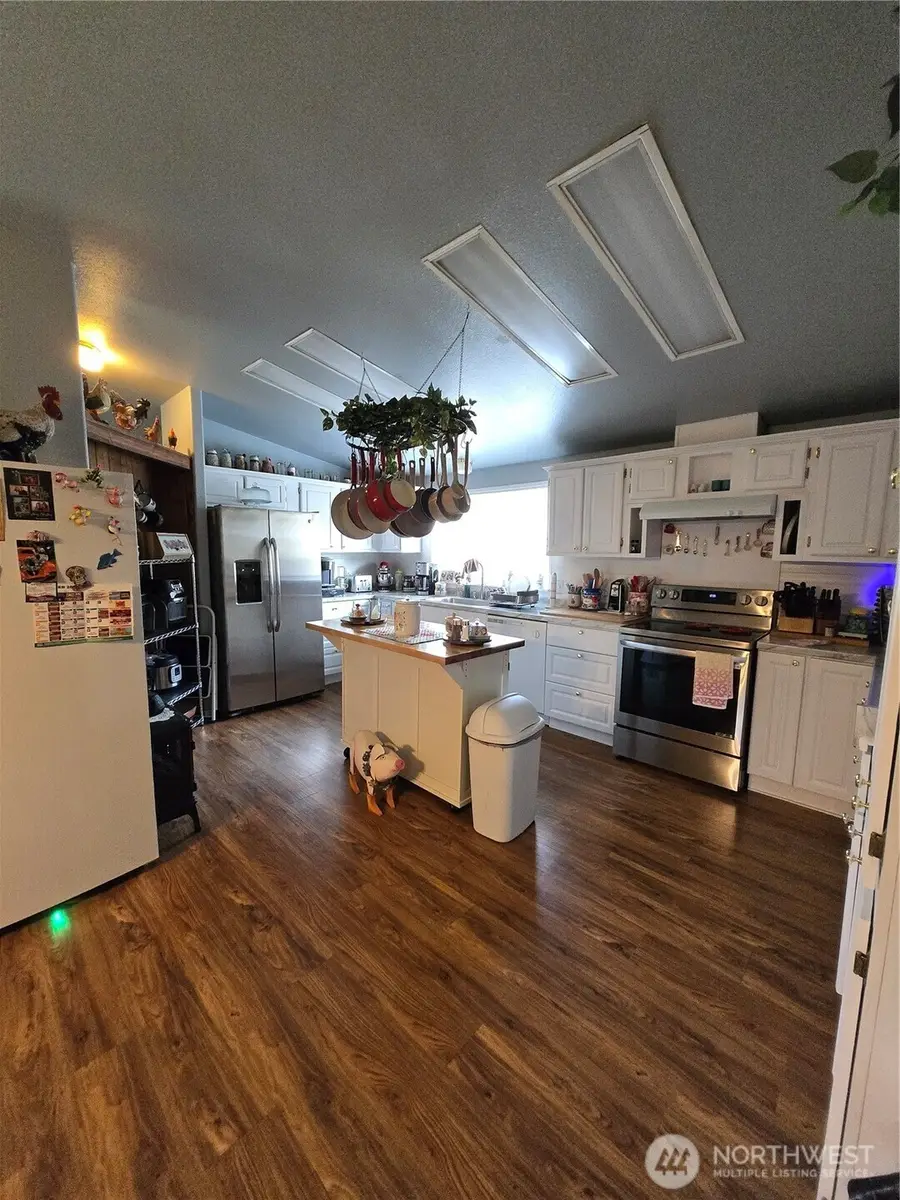 1466 Ferrier Road, Winlock, WA 98596 - #2