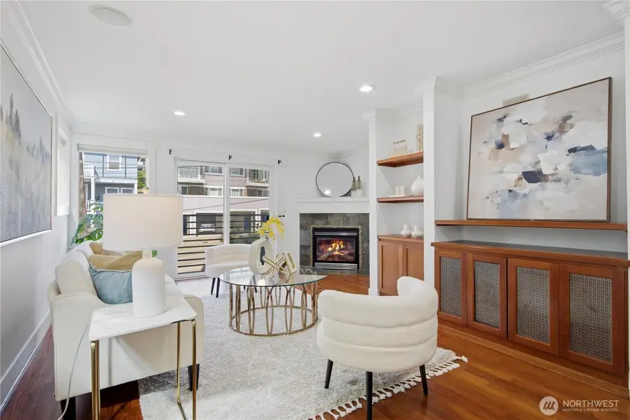 1022 Taylor Avenue N #A, Seattle, WA 98109 - #3