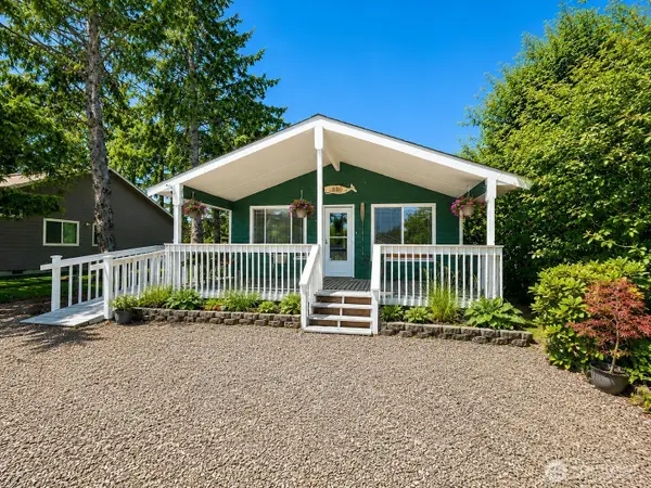 181 Point Brown Avenue Nw, Ocean Shores, WA 98569