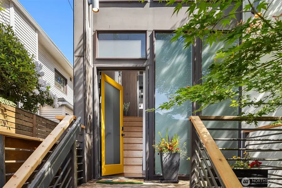 7812 Stroud Avenue N, Seattle, WA 98103 - #2