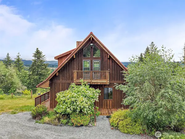 16732 249th Street E, Orting, WA 98360