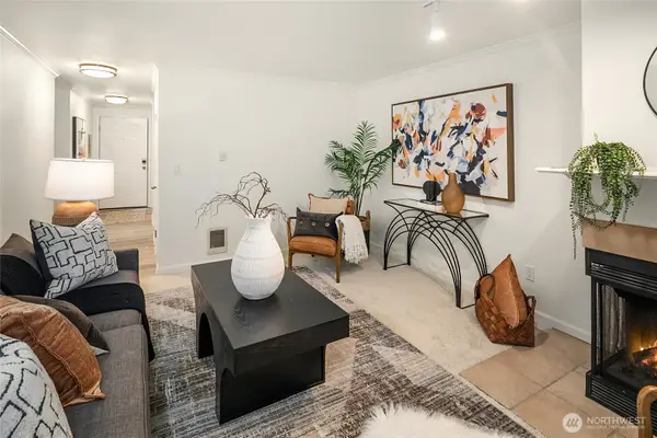 11114 NE 125th Lane #G227, Kirkland, WA 98034