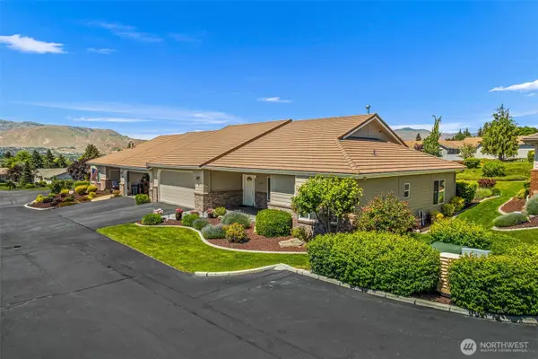 1380 Eastmont Avenue #1402, East Wenatchee, WA 98802
