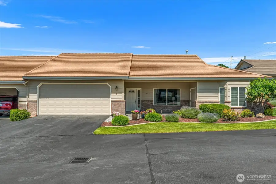 1380 Eastmont Avenue #1402, East Wenatchee, WA 98802 - #2
