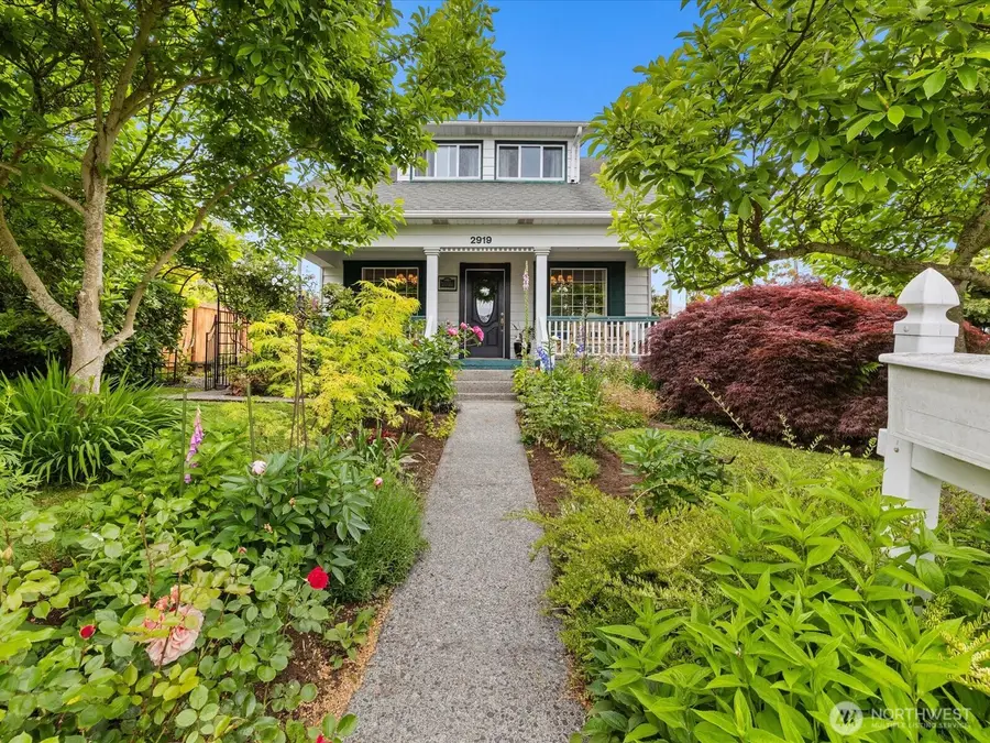 2919 Leonard Drive, Everett, WA 98201 - #2