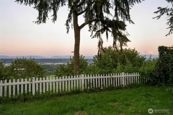 20826 Military Road S, SeaTac, WA 98198