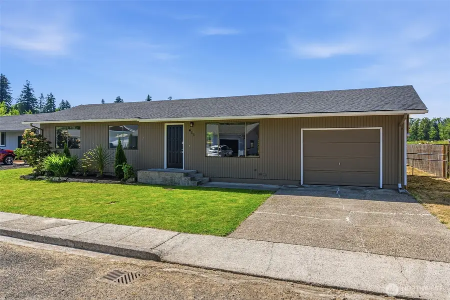 411 SE Brierwood Court, Castle Rock, WA 98611 - #3