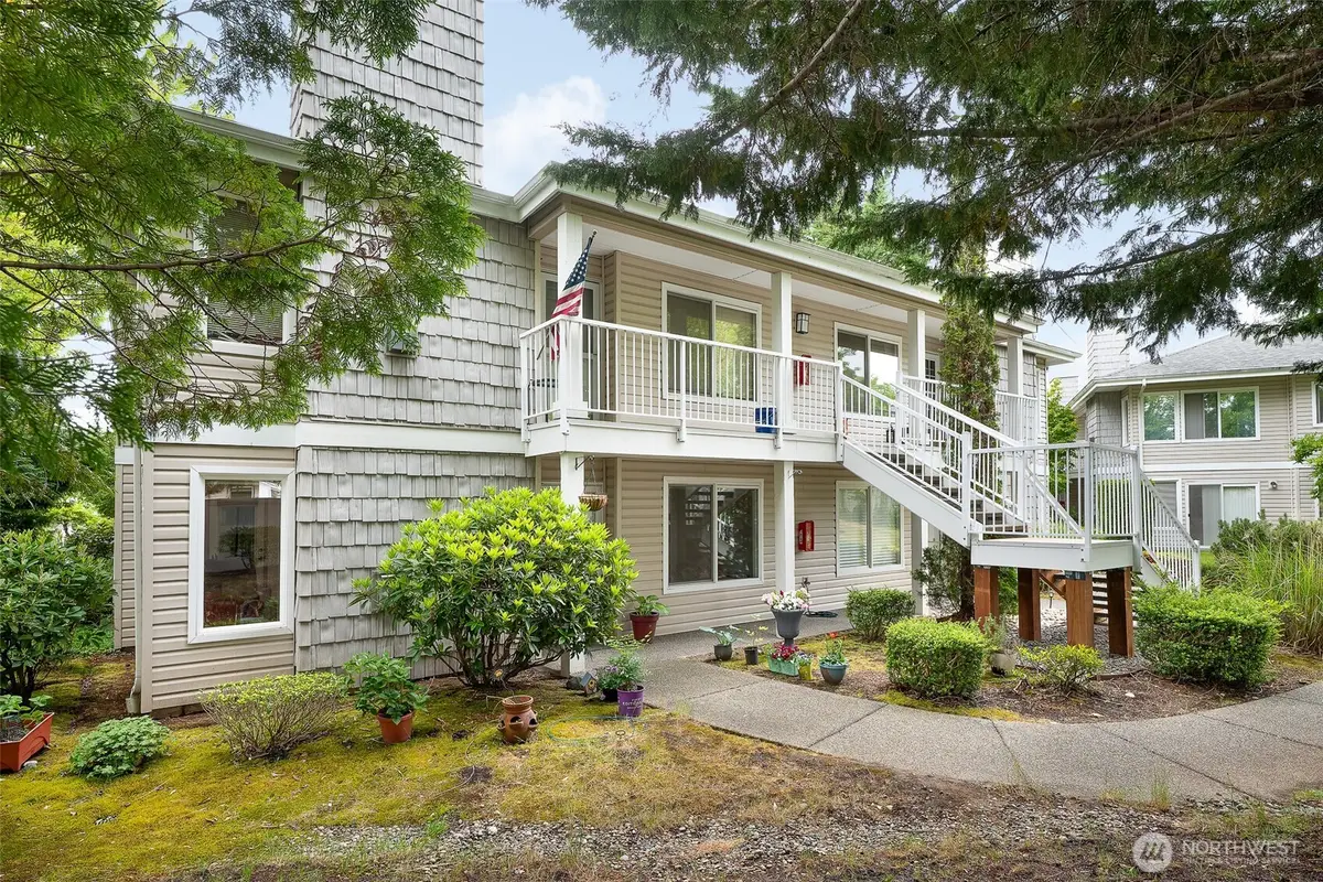 11130 SE 208th St #J101, Kent, WA 98031 - #1