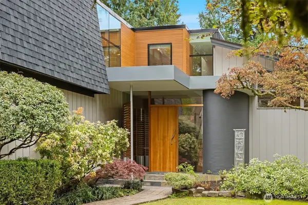 10020 NE 27th Street, Bellevue, WA 98004